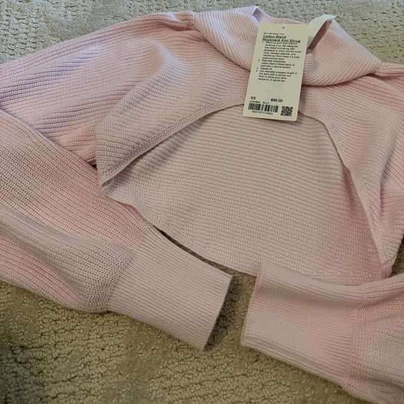 Lululemon Cotton-blend Mockneck Knit
Shrug - Blissful Pink size XS NWT - Picture 4 of 6
